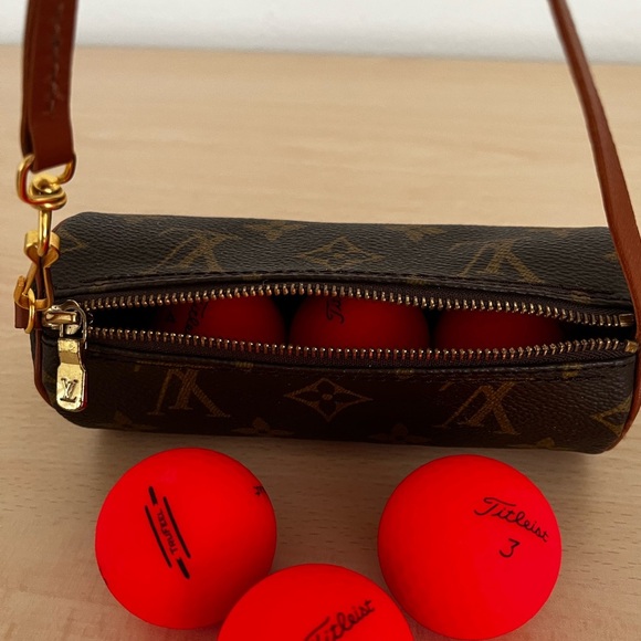 Louis Vuitton Monogram Papillon Golf Ball Holder EUC NWOT dust bag France - Picture 13 of 16